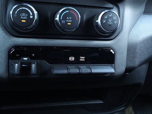 Certified 2024 RAM 2500 Tradesman AWD/4WD image 18