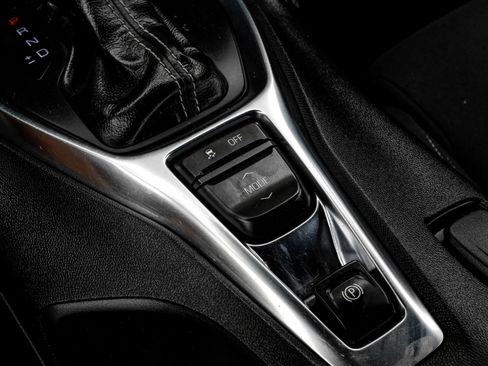 Used 2021 Chevrolet Camaro LT RWD image 24