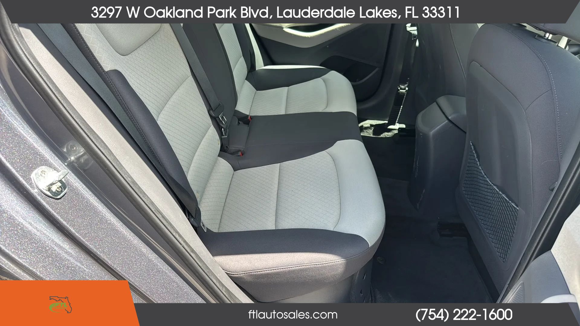 Used 2018 Hyundai Ioniq Blue FWD image 31