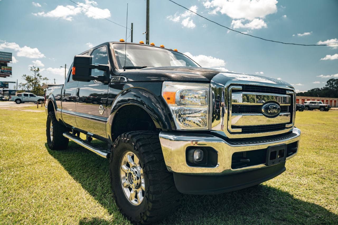 Used 2015 Ford F350 Lariat w/ Lariat Ultimate Package AWD/4WD image 9