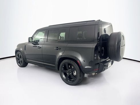 New 2026 Land Rover Defender 110 X-Dynamic SE AWD/4WD image 7