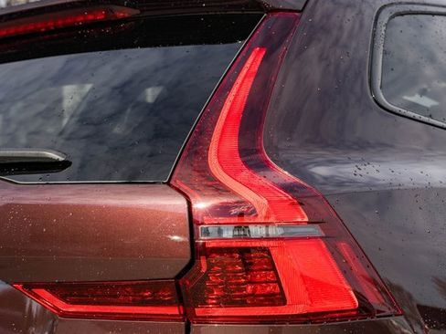 New 2026 Volvo XC60 B5 Ultra w/ Protection Package Premier image 7