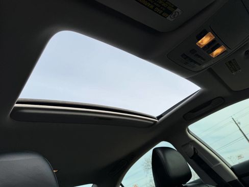 Used 2011 Lexus ES 350 Base 4dr Sedan image 15