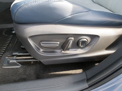 Used 2024 Subaru Solterra Limited w/ Limited Package image 17