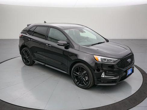Certified 2023 Ford Edge ST w/ Equipment Group 401A AWD/4WD image 2