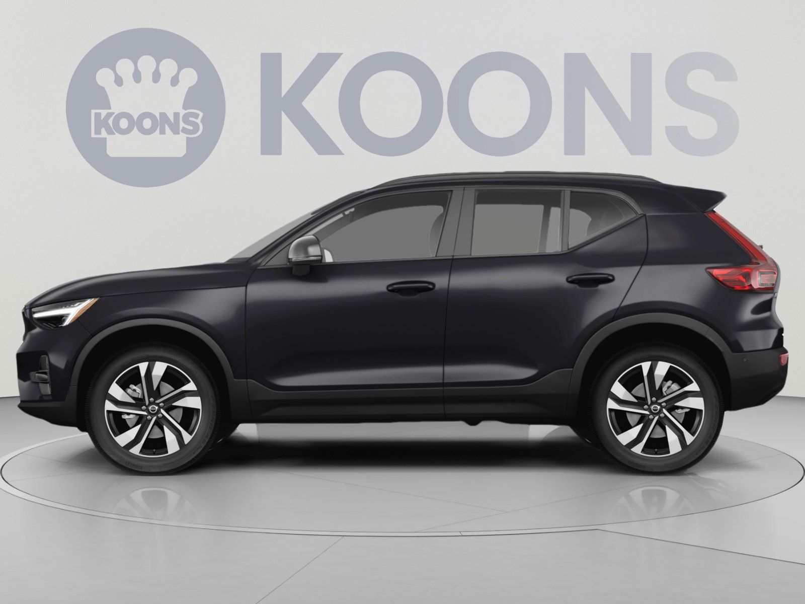 Used 2025 Volvo XC40 B5 Ultra AWD/4WD image 2