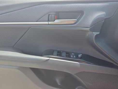 Used 2026 Toyota Camry SE FWD image 21