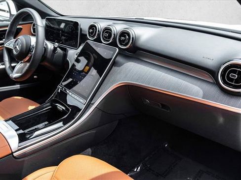 Certified 2026 Mercedes-Benz C 300 4MATIC Sedan image 22