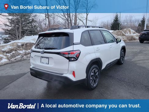 Certified 2025 Subaru Forester Premium image 5