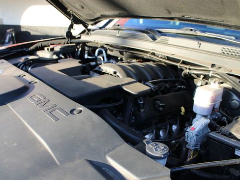 Used 2019 GMC Yukon XL SLT w/ Graphite Performance Edition image 26