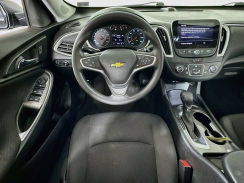 Used 2022 Chevrolet Malibu LS FWD image 20