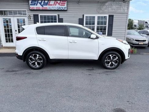 Used 2020 Kia Sportage LX AWD/4WD image 1