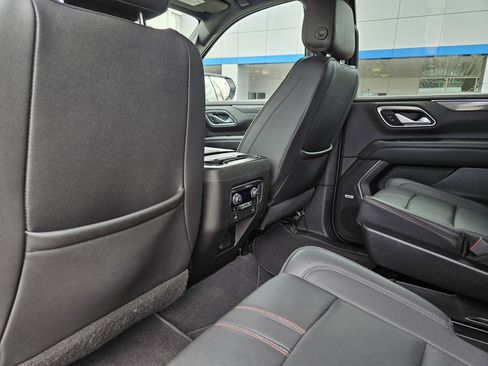 Used 2022 Chevrolet Tahoe RST w/ Luxury Package RWD image 31