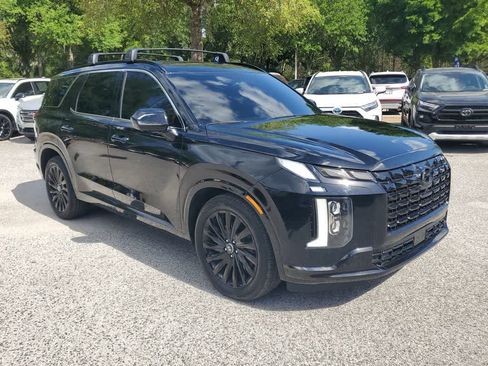 Used 2024 Hyundai Palisade Calligraphy image 4