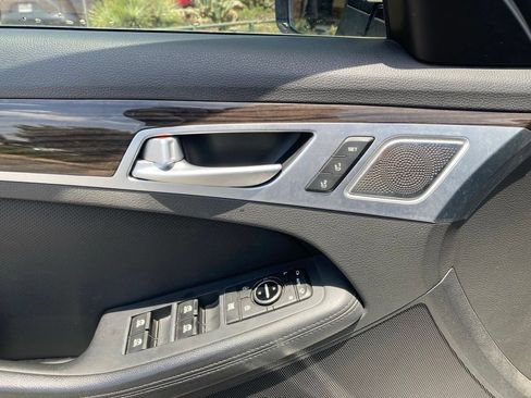 Used 2018 Genesis G80 3.8 w/ Option Group 02 RWD image 12