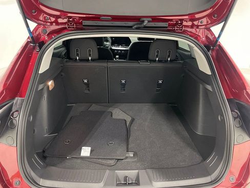 Used 2024 Chevrolet Trax LS w/ Driver Confidence Package image 5