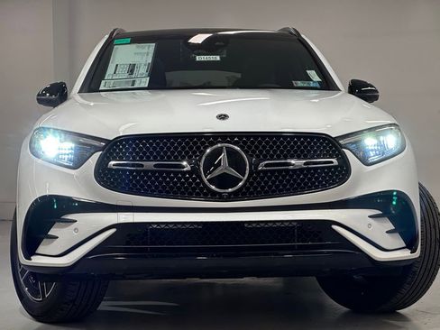 New 2026 Mercedes-Benz GLC 300 4MATIC image 3