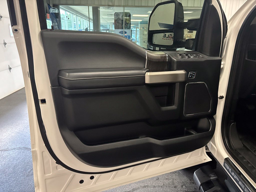 Used 2021 Ford F250 Lariat AWD/4WD image 18