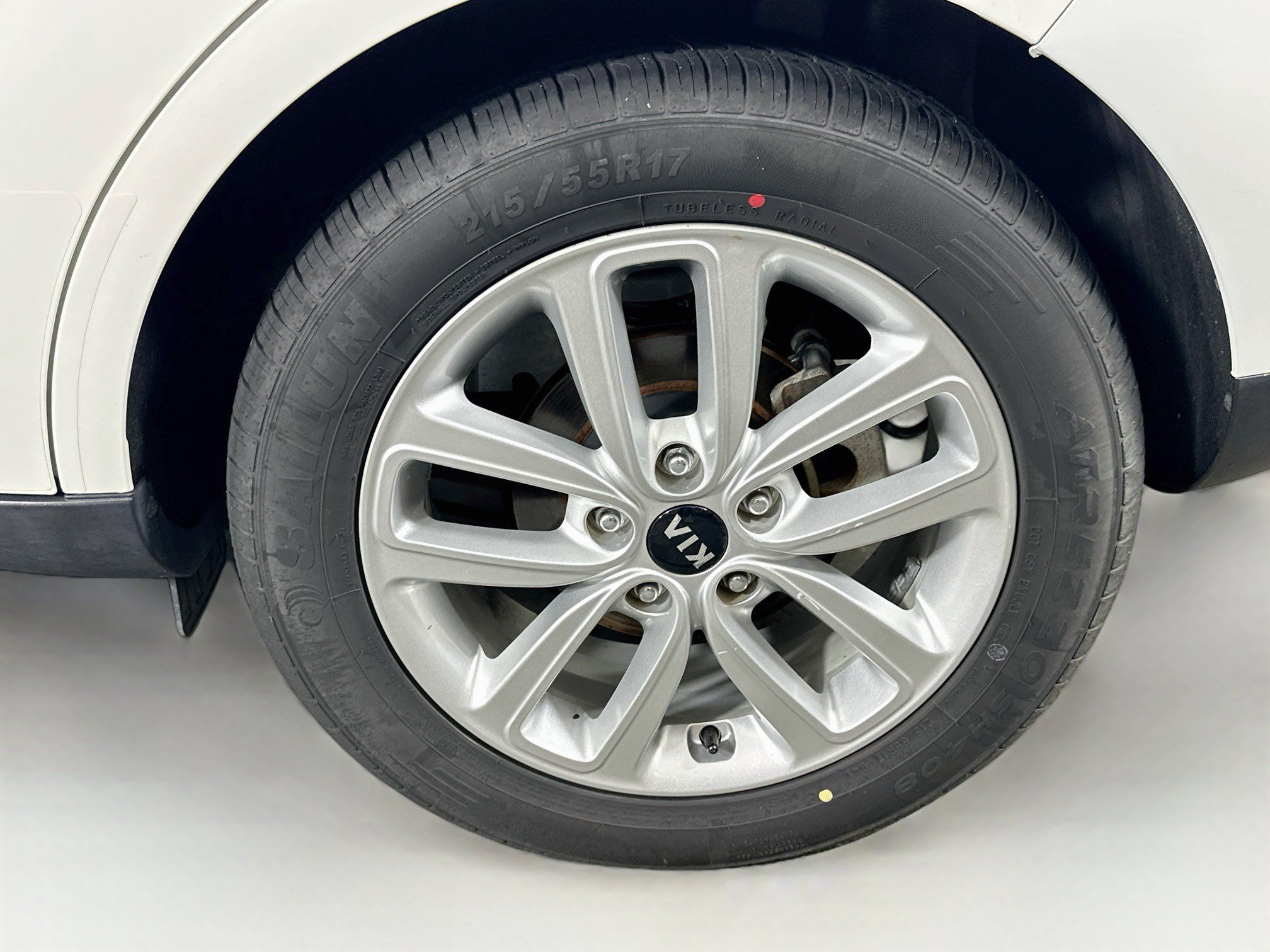 Used 2019 Kia Soul + FWD image 11