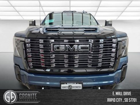 New 2026 GMC Sierra 3500 Denali Ultimate AWD/4WD image 8
