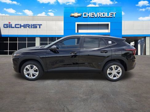 New 2026 Chevrolet Trax LS w/ Driver Confidence Package FWD image 5