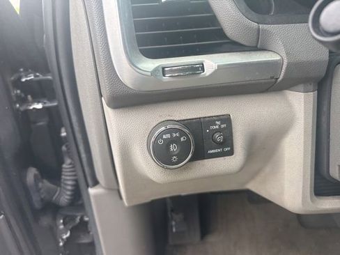 Used 2013 GMC Acadia SLT FWD image 15