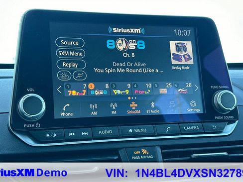 Used 2025 Nissan Altima 2.5 SV FWD image 28