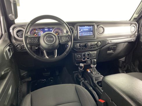 Used 2022 Jeep Wrangler Unlimited Sport image 35