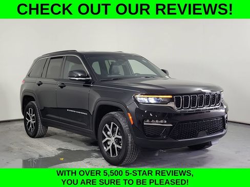 Used 2025 Jeep Grand Cherokee Limited w/ Trailer Tow Package RWD image 3