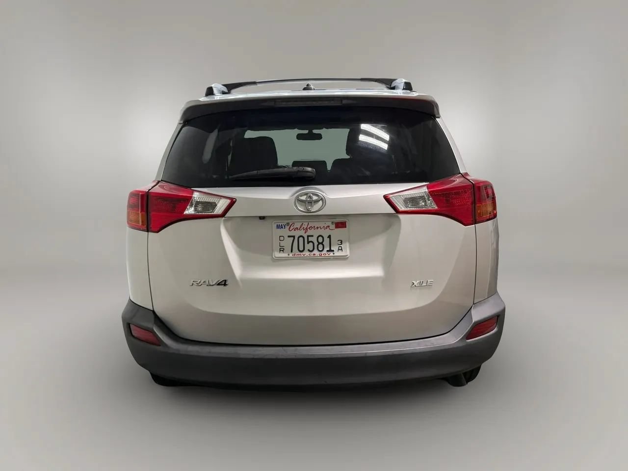 Used 2015 Toyota RAV4 XLE FWD image 8