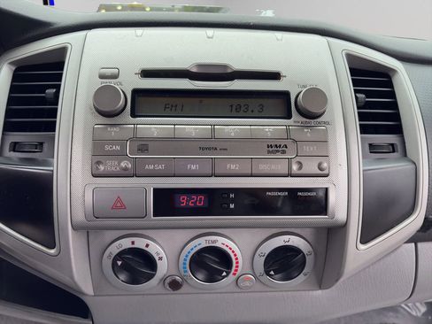 Used 2011 Toyota Tacoma PreRunner w/ SR5 Pkg #2 image 15