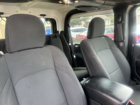 Used 2019 Jeep Wrangler Sport image 16