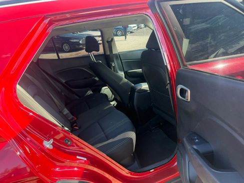 Used 2022 Hyundai Venue SEL w/ Cargo Package FWD image 26