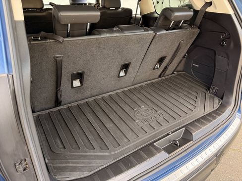 Used 2021 Subaru Ascent Touring w/ Popular Package #2A image 13