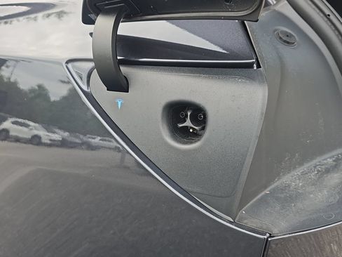 Used 2025 Tesla Model 3 Long Range RWD image 13