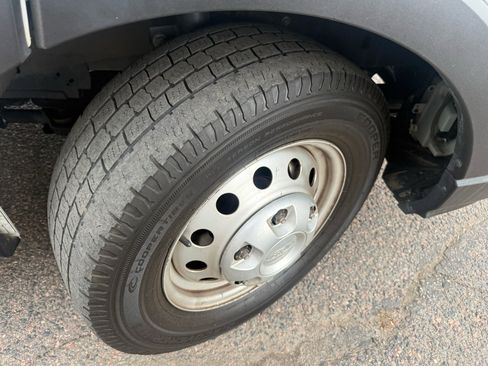 Used 2023 Ford Transit 350 XL image 35