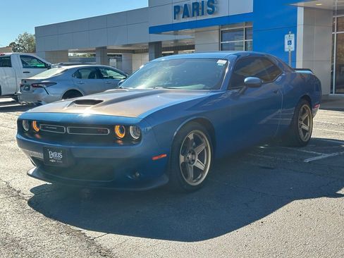 Used 2022 Dodge Challenger R/T image 3