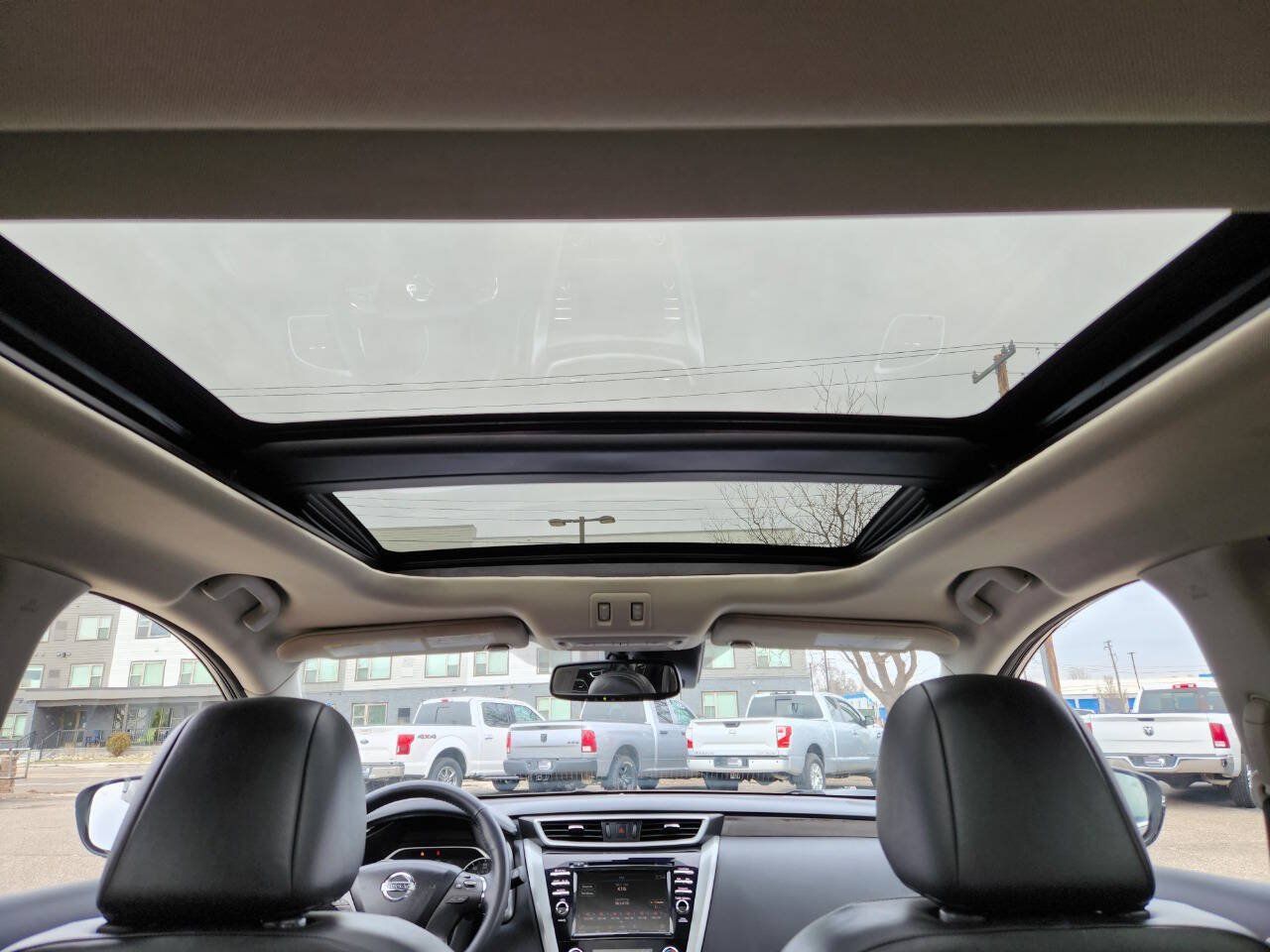 Used 2020 Nissan Murano Platinum w/ Cargo Package AWD/4WD image 19