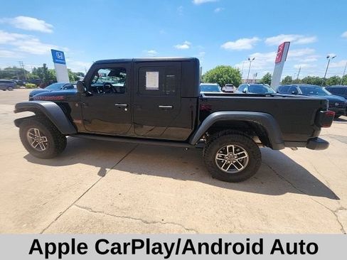 Used 2026 Jeep Gladiator Mojave AWD/4WD image 10