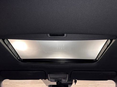 Used 2022 Honda Pilot TrailSport image 14