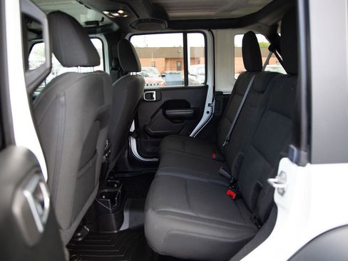 Used 2020 Jeep Wrangler Unlimited Sport S image 21