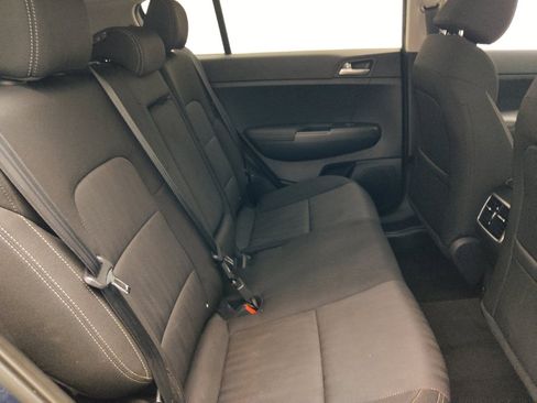Used 2022 Kia Sportage LX FWD image 19