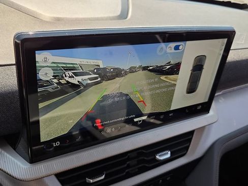 New 2026 Ford Explorer Active RWD image 46