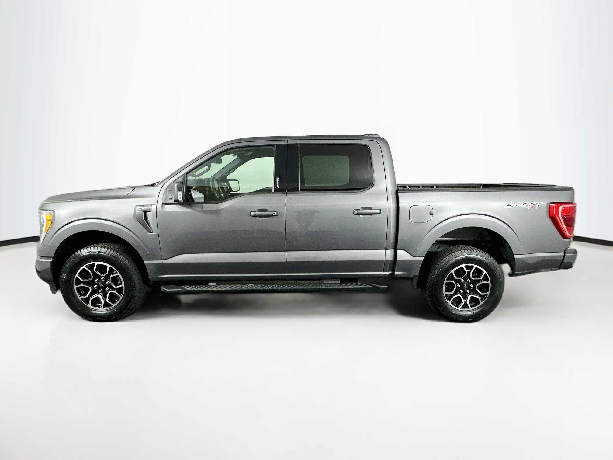 Used 2023 Ford F150 XLT w/ Equipment Group 302A High AWD/4WD image 4