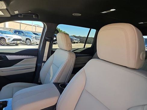 New 2026 Buick Enclave Preferred w/ Power Package image 13