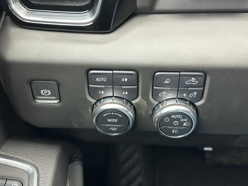 Used 2025 GMC Sierra 1500 Denali w/ Denali Reserve Package image 33