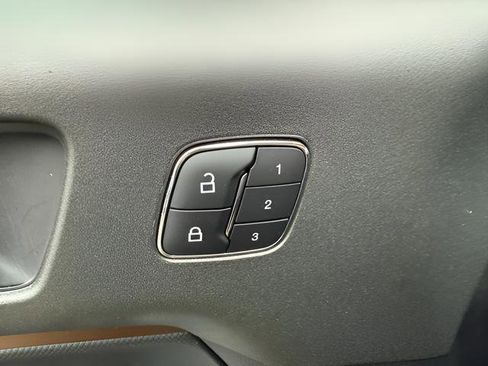 Certified 2025 Ford Bronco Sport Outer Banks w/ Outer Banks Tech Package+ AWD/4WD image 24