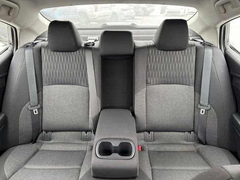 Used 2025 Toyota Camry LE image 36