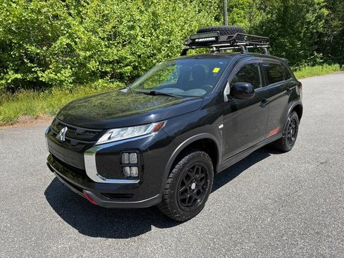 Used 2020 Mitsubishi Outlander Sport SE AWD/4WD image 2