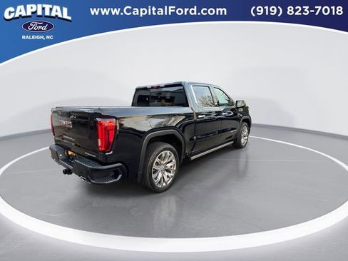 Used 2022 GMC Sierra 1500 Denali w/ Denali Reserve Package image 8